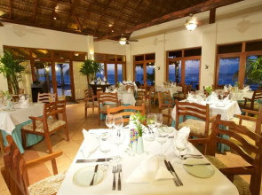 Отель Akumal Bay Beach and Wellness Resort