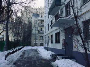 Four Squares Apartments Polyanka