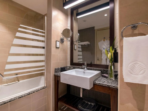 Amwaj Rotana, Jumeirah Beach