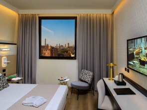 Отель Aemilia Bologna