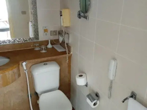 Cairo Pyramids Hotel