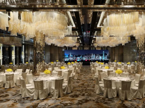 The Ritz-Carlton, Hong Kong