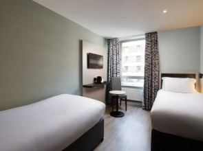 Royal National Hotel