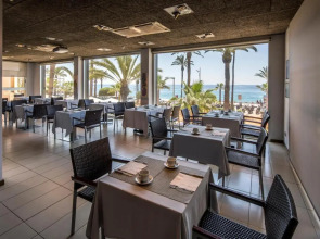 Отель URH Excelsior