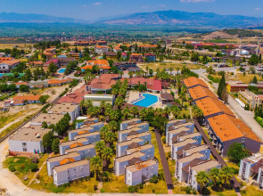 Larina Thermal Resort & Spa