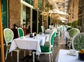 The Ritz-Carlton Residences, Dubai International Financial Centre