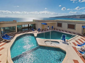 Отель Royal Continental Hotel Naples