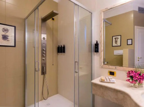 Отель Grand Hotel Villa Politi