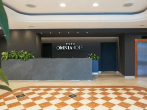 Hotel Omnia
