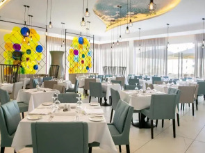 Vangelis Hotel & Suites