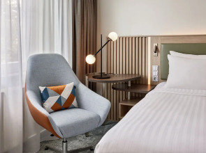 Отель Courtyard by Marriott Dortmund