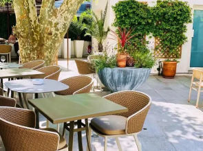 Le Boutique Hôtel Cézanne