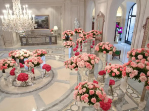 Отель Four Seasons George V