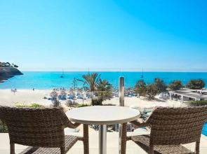 Отель Universal Castell Royal