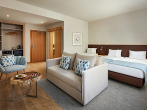 Отель Dom Jose Beach Hotel