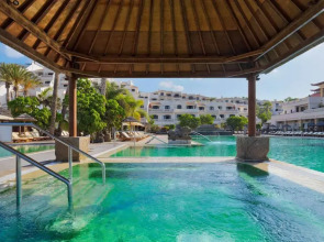 Regency Country Club, Apartments Suites