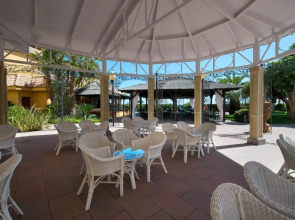 Отель IPV Palace & Spa