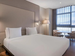 Отель AC Som by Marriott