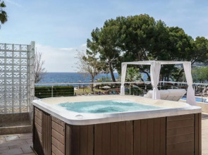 Alua Gran Camp de Mar