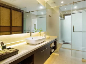 Yalong Bay Villas & Spa