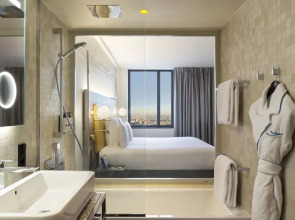 Pullman Paris Montparnasse Hotel