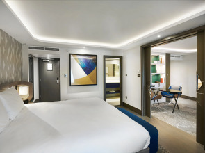 Отель Hilton London Heathrow Airport