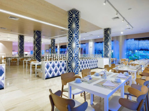 Grand Palladium Colonial Resort & Spa All Inclusive