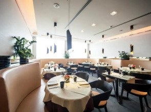 Arli Hotel Business and Wellness