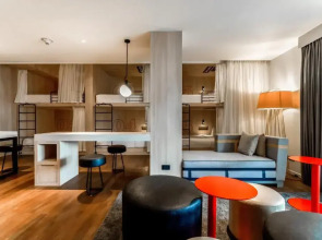 Отель Radisson RED Phuket Patong Beach