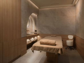 Cardo Roma, Autograph Hotel