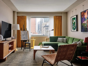 Romer Hell's Kitchen