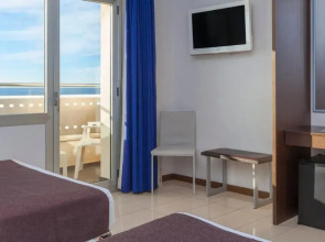 Отель URH Excelsior