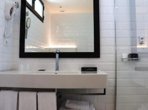 Отель Almirante 