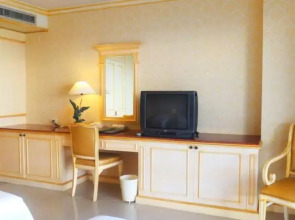 Adriatic Palace Hotel Pattaya