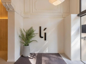 Naitly Ronda Sant Antoni Barcelona