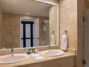 Ocean Blue & Sand Beach Resort - All Inclusive