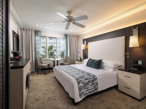 The Palms Hotel & Spa