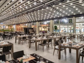 Nirvana Cosmopolitan