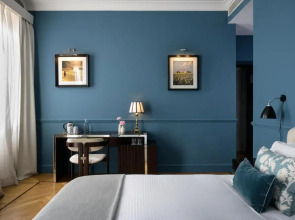 The Fifteen Keys Hotel