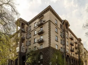 Ester President Hostel