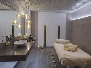 Al Bandar Rotana – Creek