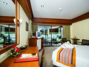 Phi Phi Island Cabana Hotel