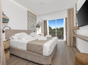 Valentin Grand Park Suite Hotel