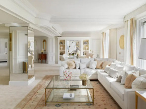 Отель Four Seasons George V