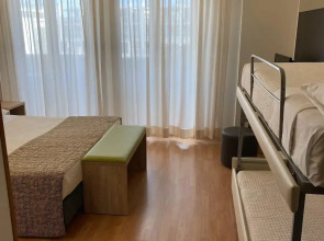 Hotel St. Gregory Park