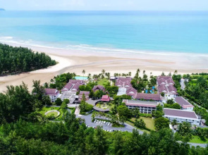 Отель Apsara Beachfront Resort and Villa 