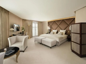 Hôtel Barrière Fouquet's Paris