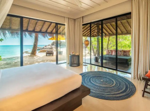 Отель Buri Rasa Village Phangan