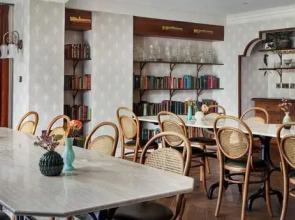 Отель Graduate by Hilton Cambridge