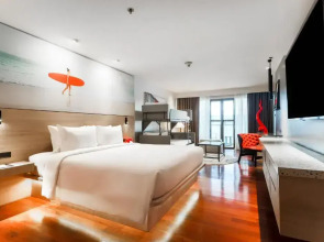 Отель Radisson RED Phuket Patong Beach